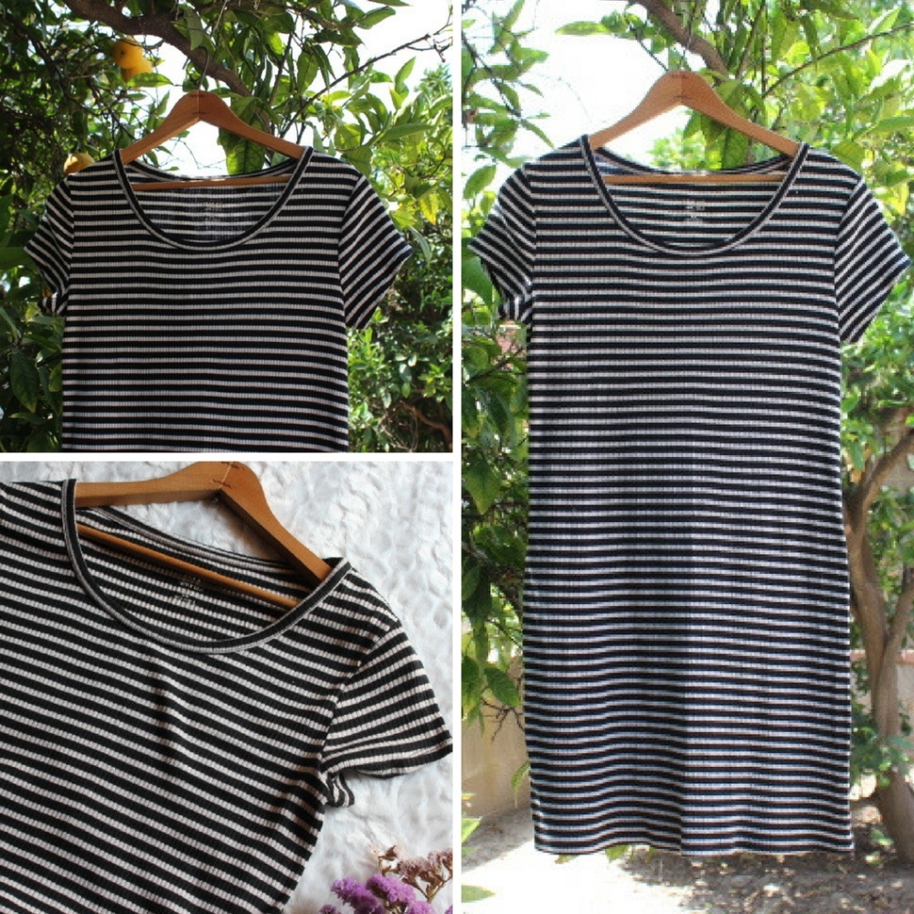 RIBBED BLACK AND WHITE STRIPED T SHIRT DRESS